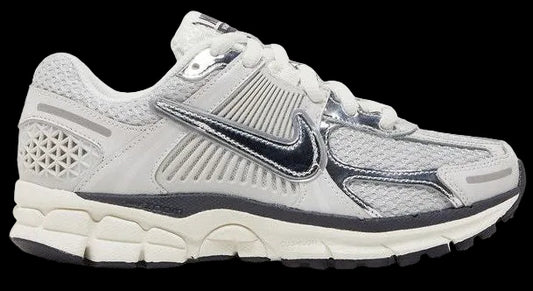 Women’s Nike Vomero 5 ‘Photon Dust/Chrome’